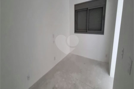 Apartamento à venda com 3 suítes em Moema, São Paulo, SP