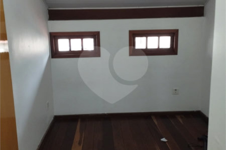 Casa à venda com 2 quartos em Jardim das Pedras, São Paulo, SP