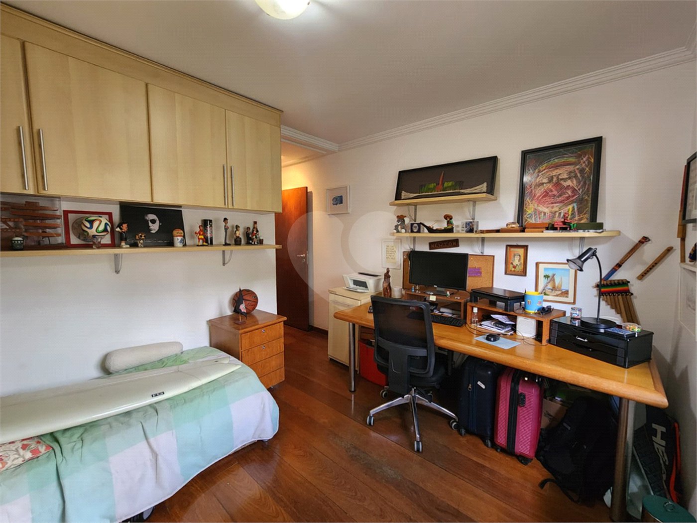 Casa à venda com 5 suítes no condomínio Suíça da Cantareira, Mairiporã - SP