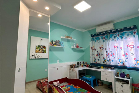 Casa à venda com 3 quartos, sendo 1 suíte, no condomínio Jardim das Acácias, Araraquara - SP
