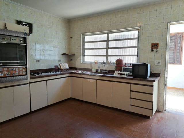 Casa à venda com 3 quartos, sendo 1 suíte,  em Campo Belo, São Paulo, SP