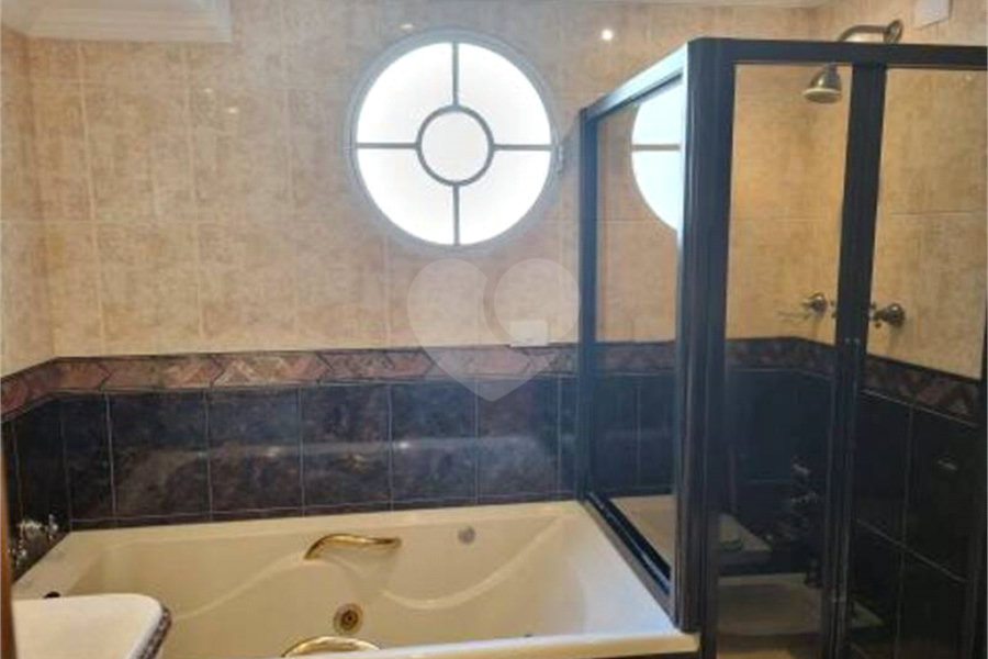 Apartamento à venda com 3 quartos, sendo 1 suíte, em Vila Mariana, São Paulo, SP