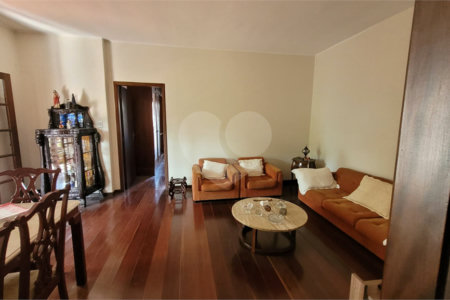 Casa Térrea à venda com 2 quartos, sendo 1 suíte, em Jardim Petrópolis, São Paulo, SP