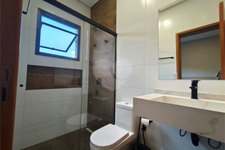 Casa à venda com 3 suítes no condomínio Villa D' Oro, Vinhedo - SP