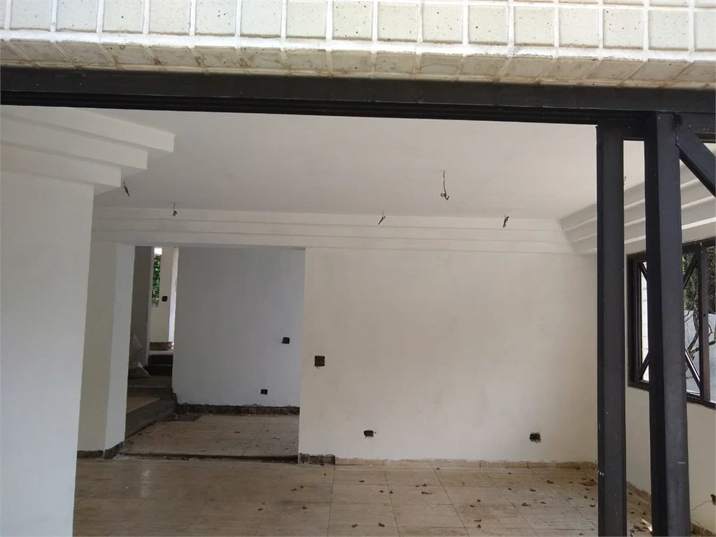 Sobrado à venda com 4 quartos, sendo 3 suítes, em Morumbi, São Paulo, SP