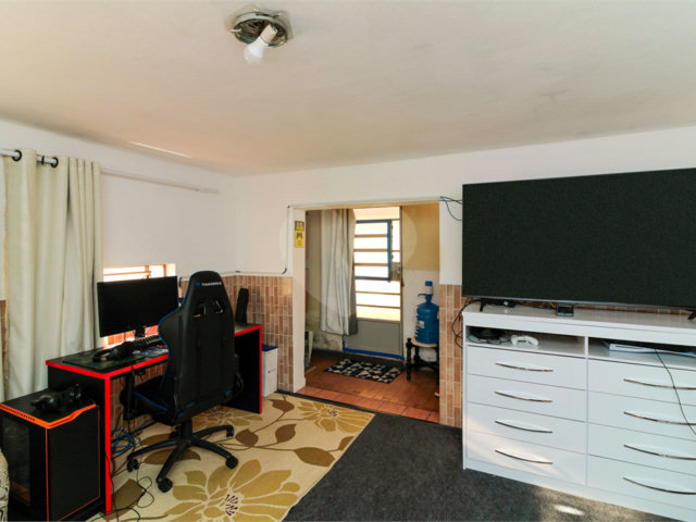 Casa Térrea à venda com 3 quartos em Vila Medeiros, São Paulo, SP