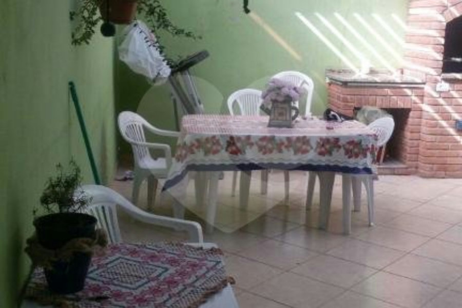 Sobrado à venda com 3 quartos, sendo 1 suíte, em Vila Nova Cachoeirinha, São Paulo, SP
