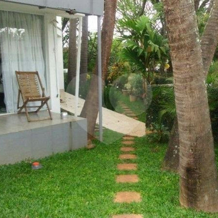Sobrado à venda com 5 quartos, sendo 2 suítes,  em Instituto de Previdência, São Paulo, SP