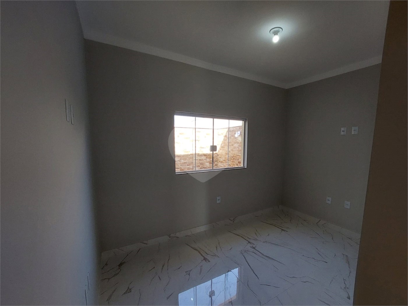 Casa à venda com 3 quartos, sendo 1 suíte,  no condomínio Horto Florestal Villagio, Sorocaba - SP