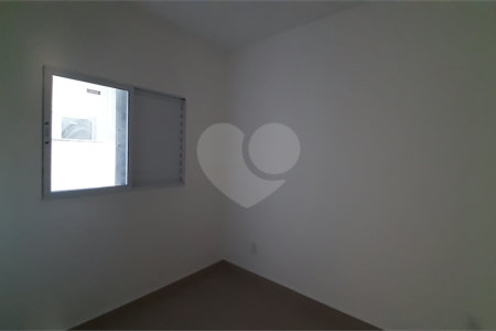 Casa à venda com 2 quartos no condomínio Residencial Luta, São Paulo - SP
