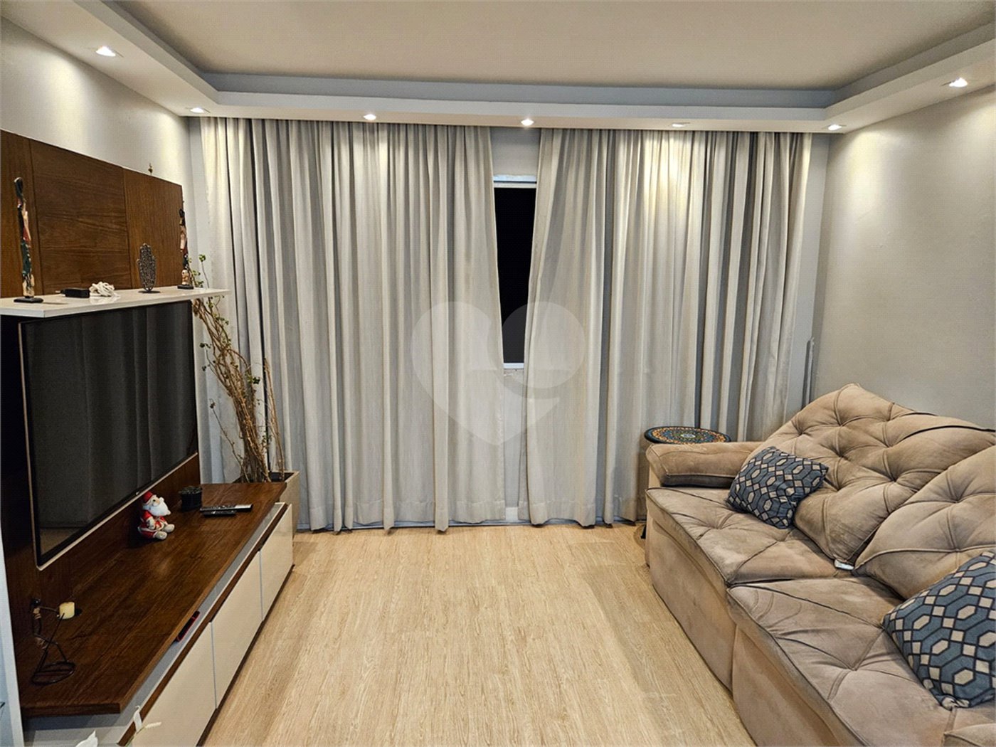 Apartamento à venda com 3 quartos, sendo 1 suíte, em Santana, São Paulo, SP