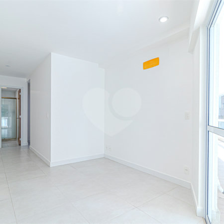 Apartamento à venda com 3 quartos, sendo 1 suíte, em Lagoa, Rio de Janeiro, RJ