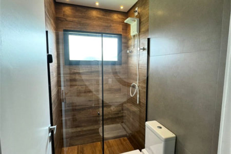 Casa à venda com 4 quartos, sendo 3 suítes, no condomínio Vilagio Ipanema 1, Araçoiaba da Serra - SP