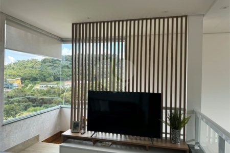 Casa à venda com 4 suítes no condomínio Itaporã, Atibaia - SP
