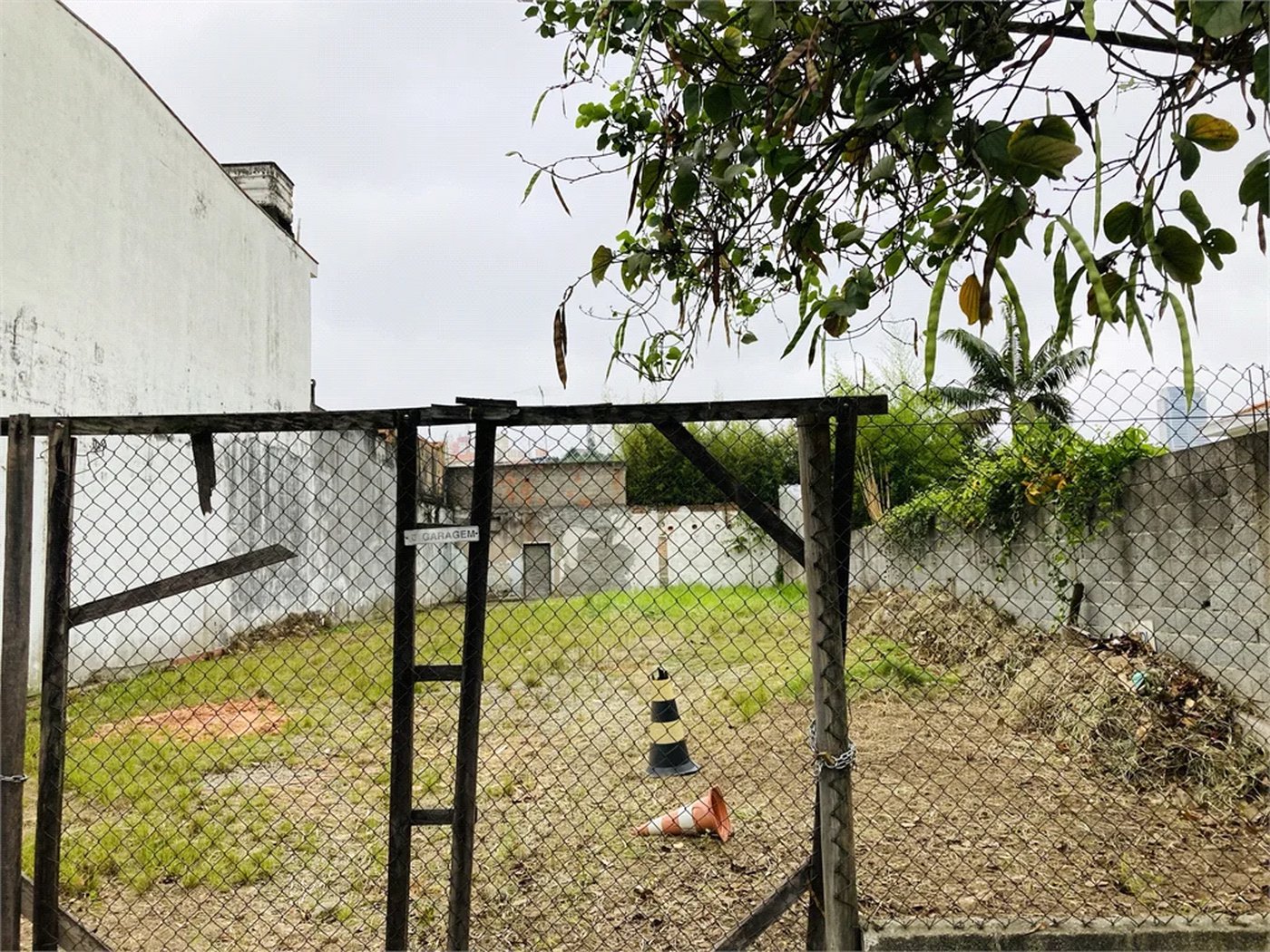 Terreno à venda em Jardim Esmeralda, São Paulo, SP