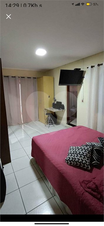 Sobrado à venda com 2 quartos, sendo 1 suíte, em Jardim Monte Cristo, Suzano, SP