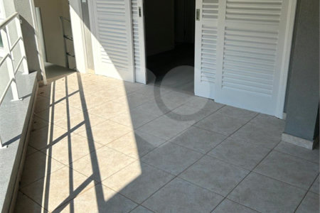 Casa à venda com 4 suítes no condomínio Jardim Paulista I, Vinhedo - SP
