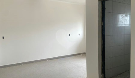 Casa de Vila à venda com 1 quarto em Vila Haro, Sorocaba, SP