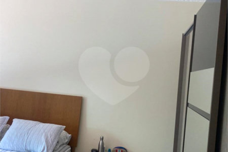 Casa à venda com 3 quartos, sendo 1 suíte, em Jardim Pinheiros, São Paulo, SP