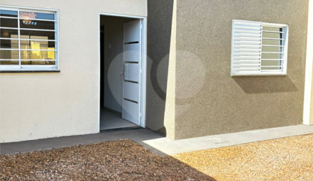 Casa à venda com 2 quartos em Ipê, Três Lagoas, MS