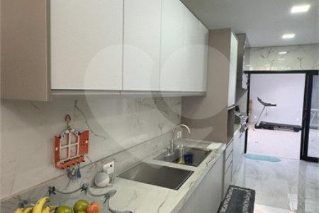 Casa à venda com 3 quartos, sendo 1 suíte, no condomínio Jardim Residencial Dona Maria José, Indaiatuba - SP