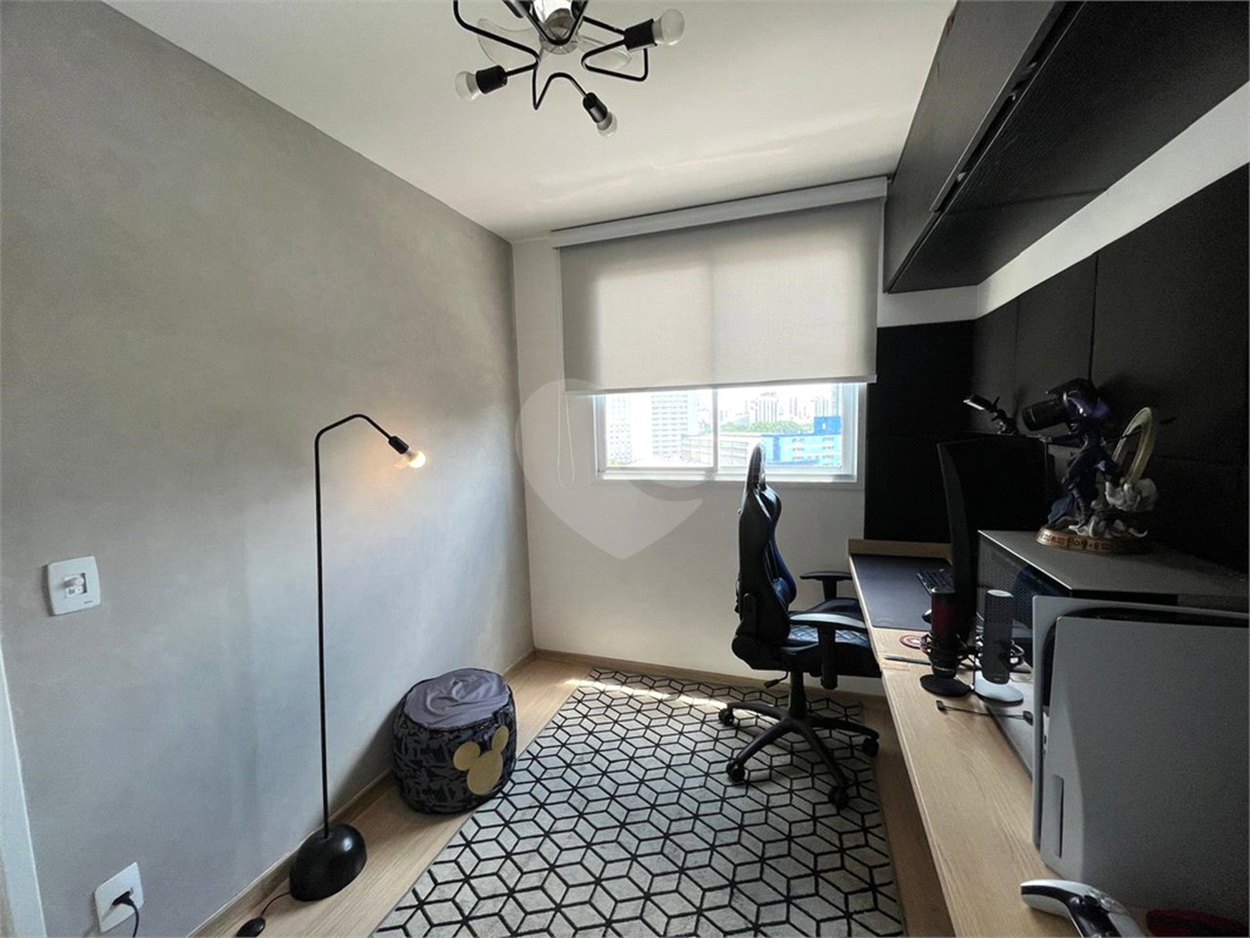 Apartamento à venda com 2 quartos em Parque Industrial Tomas Edson, São Paulo, SP