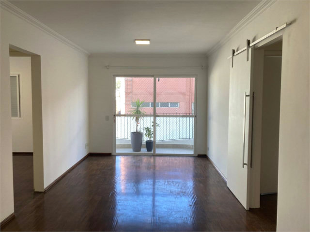 Apartamento para alugar com 3 quartos em Chácara Santo Antônio, São Paulo, SP