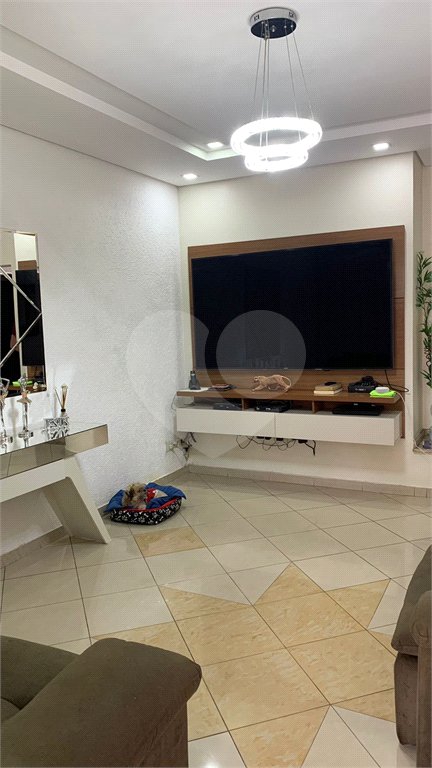 Casa Térrea à venda com 3 quartos no Centro, Poá, SP