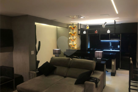 Apartamento à venda com 1 suíte em Jardim das Laranjeiras, São Paulo, SP
