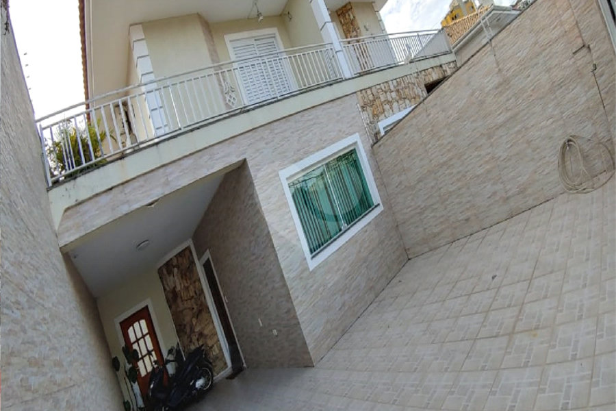Sobrado à venda com 3 quartos, sendo 1 suíte, em Tucuruvi, São Paulo, SP