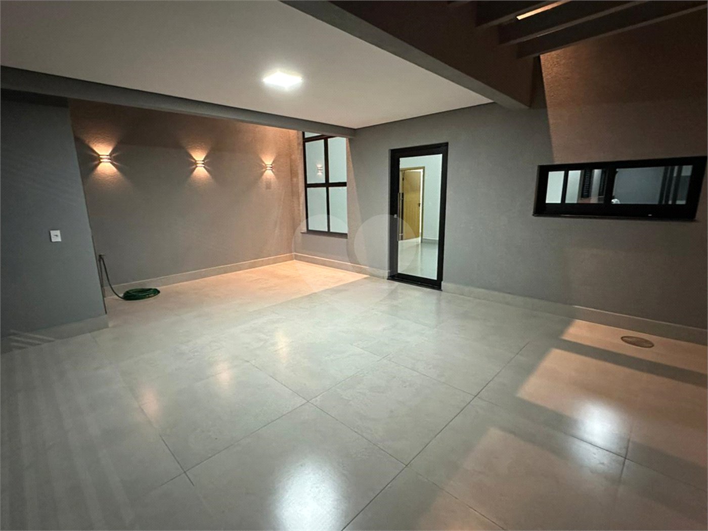Casa à venda com 3 quartos, sendo 1 suíte, em Jardim Bom Sucesso, Indaiatuba, SP
