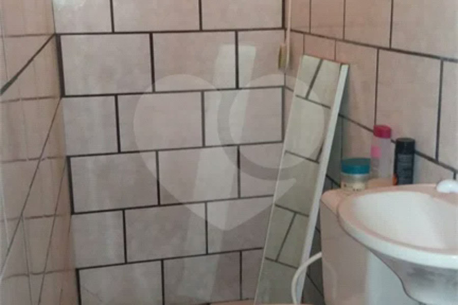 Sobrado à venda com 5 quartos em Tremembé, São Paulo, SP