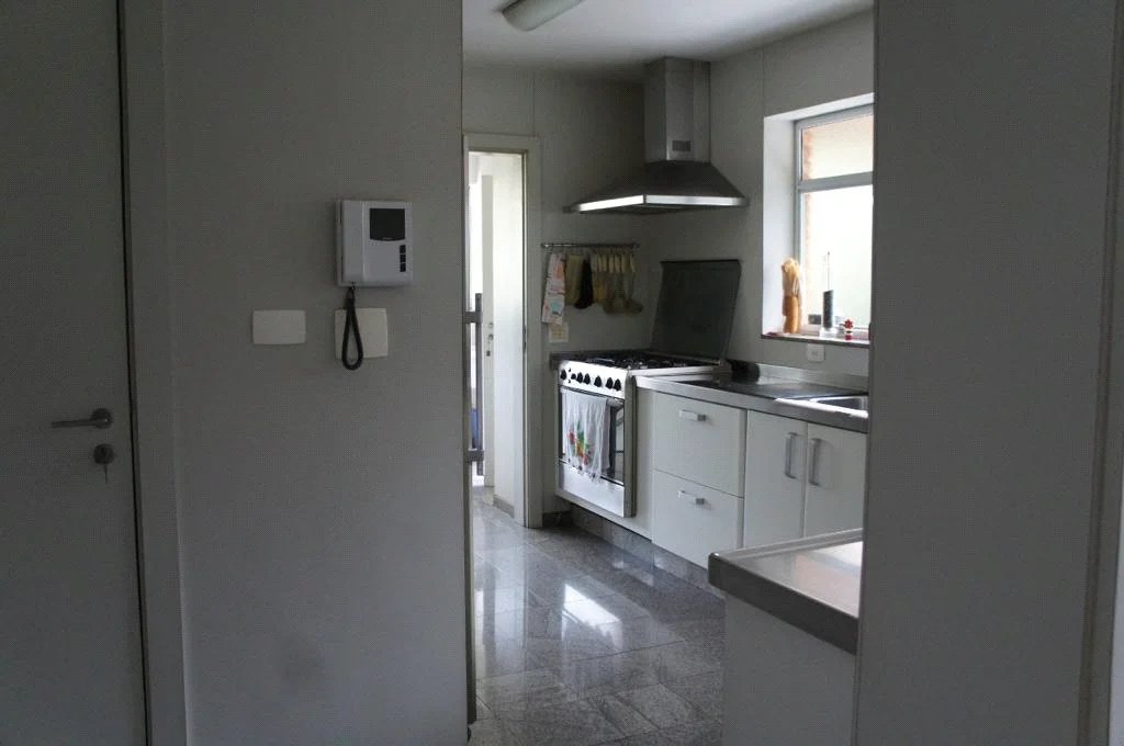 Casa à venda com 3 suítes em Fazenda Morumbi, São Paulo, SP