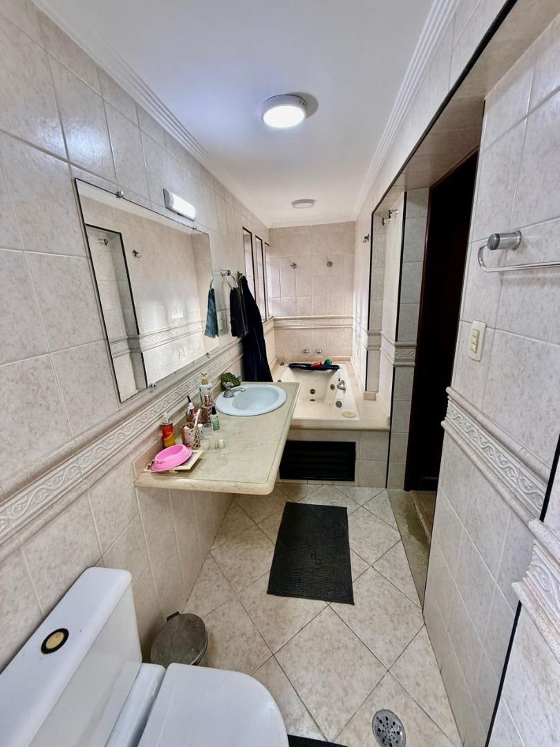 Sobrado com 3 dormitórios, 200 m² - venda por R$ 2.350.000,00 ou aluguel por R$ 12.500,00/mês - Embaré - Santos/SP