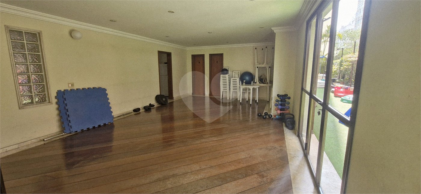 Apartamento à venda com 4 quartos, sendo 3 suítes, em Santa Cecília, São Paulo, SP