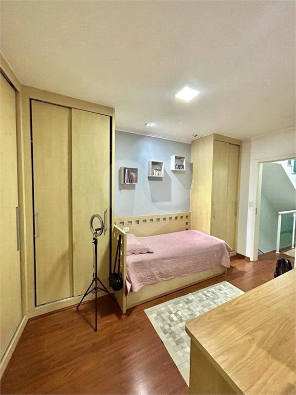 Casa à venda com 3 suítes no condomínio Itapuã XI, São Paulo - SP