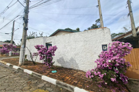 Casa à venda com 2 quartos no Centro, Alambari, SP