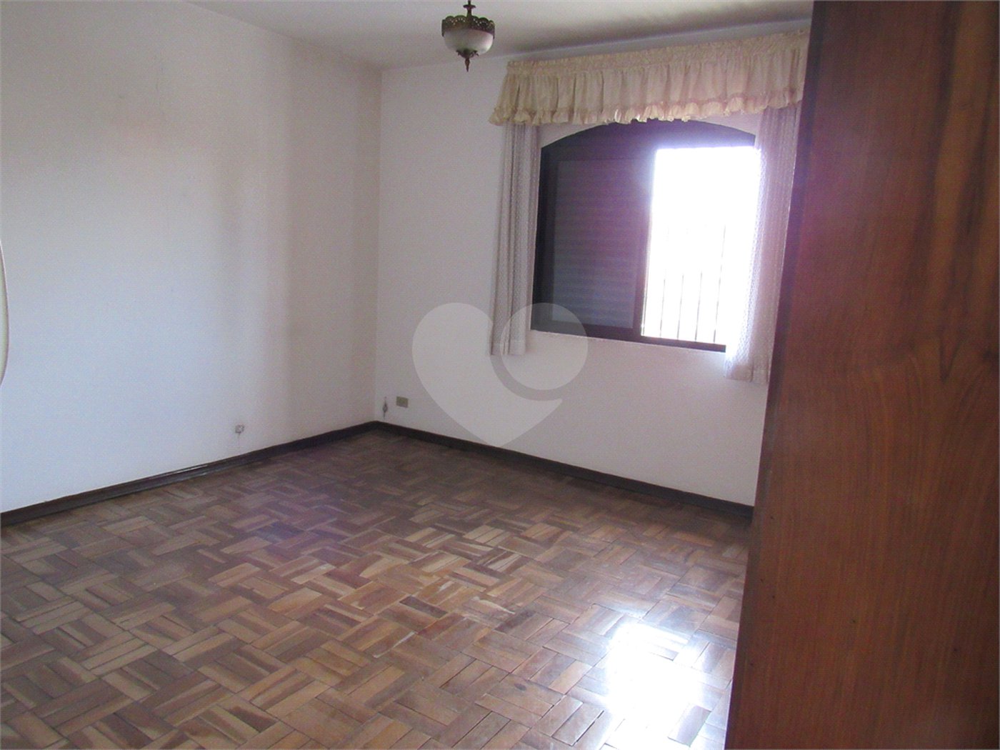 Sobrado à venda com 2 quartos em Vila Nova Mazzei, São Paulo, SP