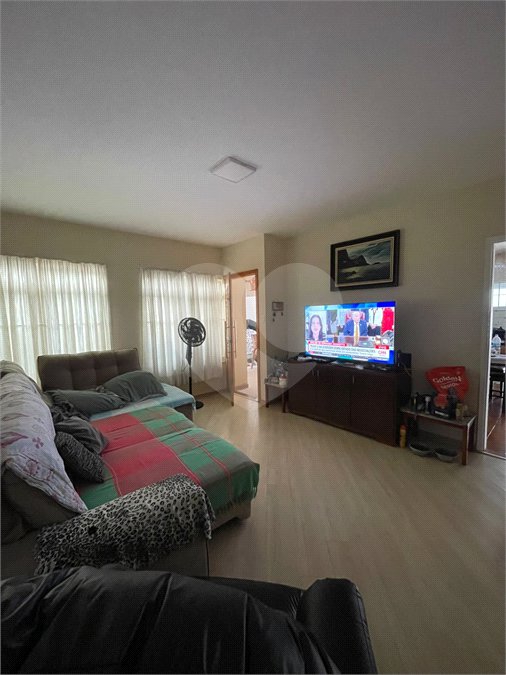 Casa à venda com 3 quartos, sendo 1 suíte,  em Vila Oliveira, Mogi das Cruzes, SP