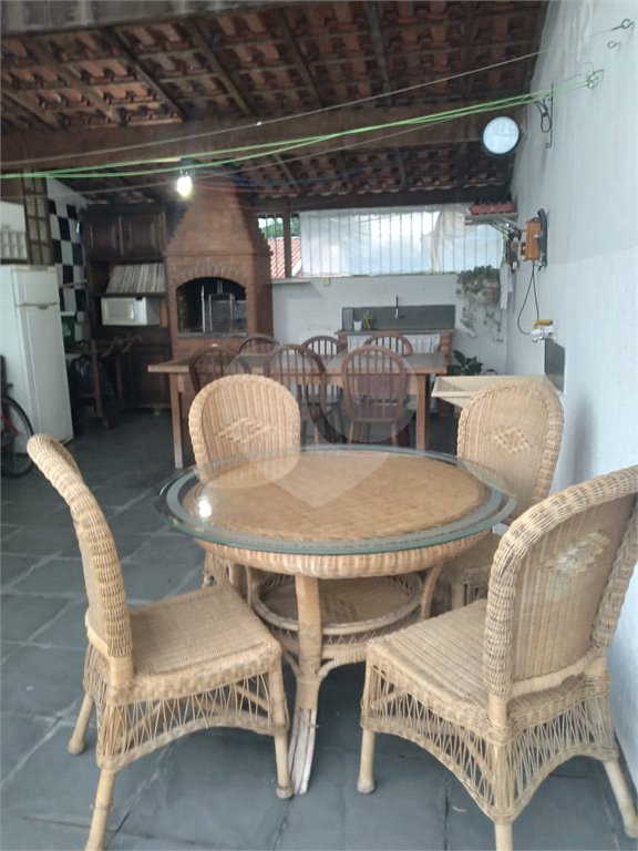 Casa Térrea à venda com 4 quartos, sendo 1 suíte, em Vila Romero, São Paulo, SP