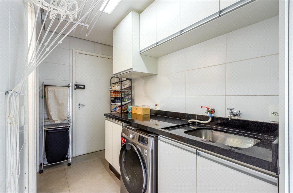 Apartamento à venda com 3 quartos, sendo 1 suíte, em Chácara Santo Antônio, São Paulo, SP