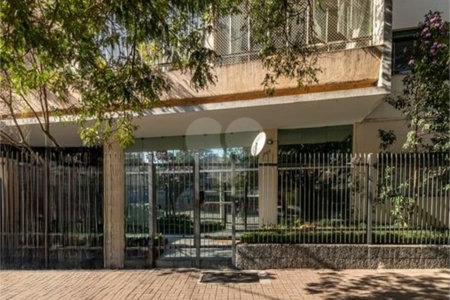 Apartamento à venda com 3 quartos, sendo 2 suítes, em Pinheiros, São Paulo, SP