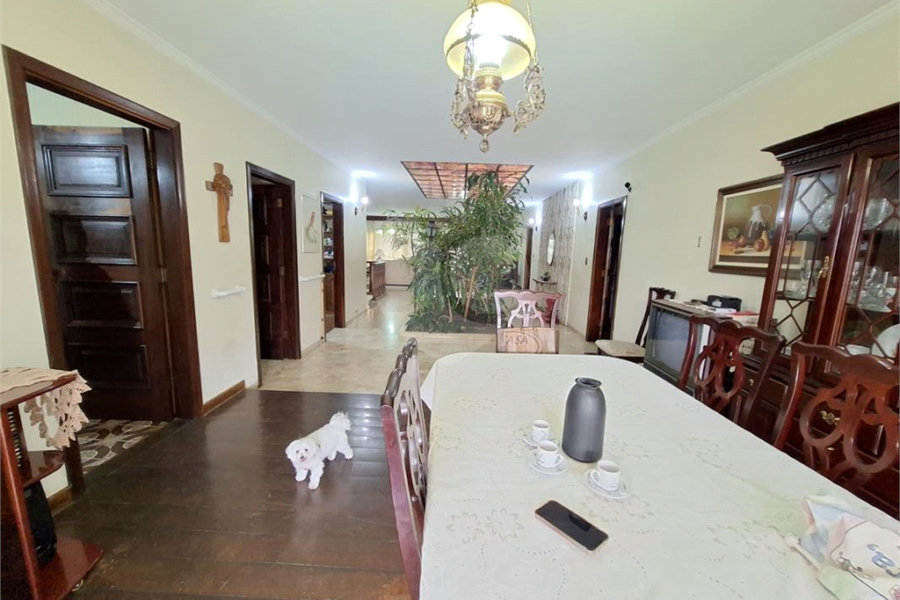 Casa à venda com 4 quartos, sendo 1 suíte, em Água Fria, São Paulo, SP