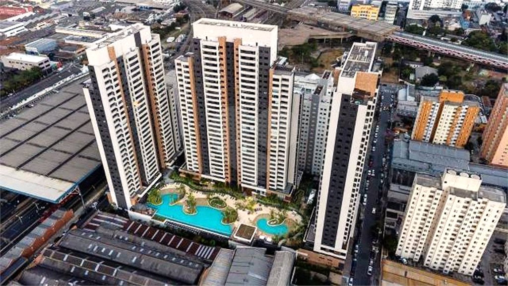 Magnífica Cobertura Penthouse à venda no condomínio Piscine Resort.