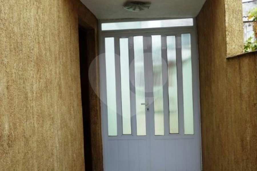 Sobrado à venda com 3 quartos, sendo 1 suíte, em Parque Edu Chaves, São Paulo, SP