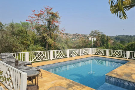 Casa à venda com 4 quartos, sendo 2 suítes, no condomínio Jardim do Ribeirão 2, Itupeva - SP