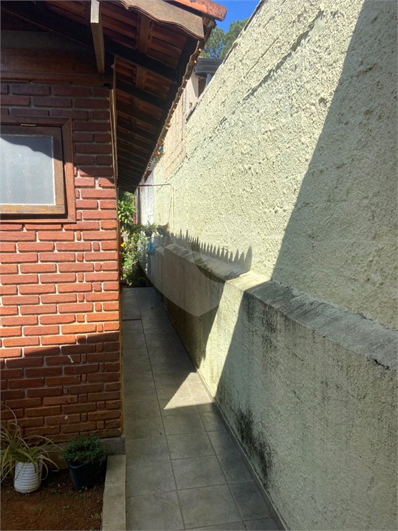 Casa Térrea à venda com 1 quarto em Jardim Débora, Poá, SP