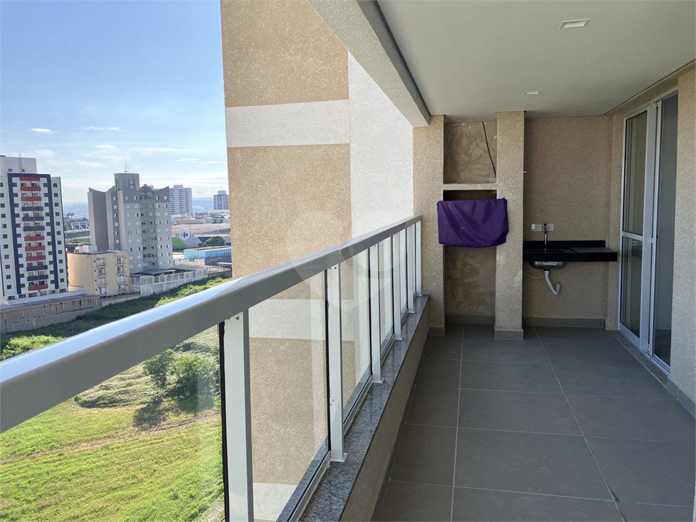 Apartamento à venda com 3 quartos, sendo 1 suíte,  em Parque Campolim, Sorocaba, SP