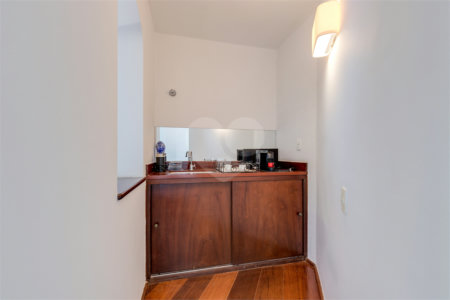 Apartamento à venda com 3 quartos, sendo 1 suíte,  em Granja Julieta, São Paulo, SP