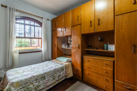 Casa à venda com 3 quartos em Jardim da Glória, São Paulo, SP